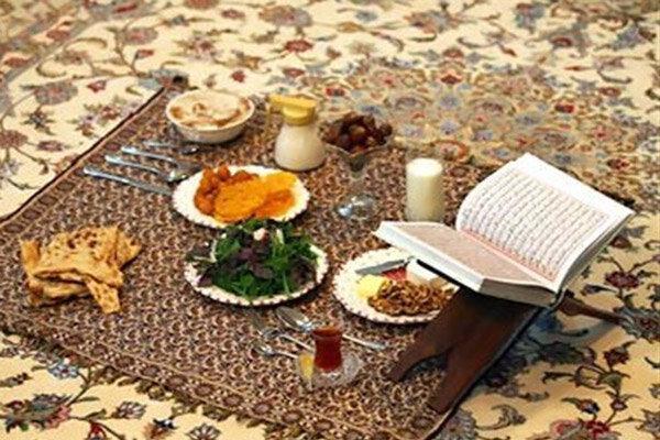 توصیه های تغذیه ای برای روزه داران در ماه مبارک رمضان توصیه های تغذیه ای برای روزه داران در ماه مبارک رمضان