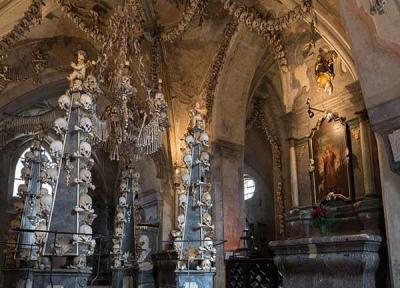 تور پراگ: این کلیسا در پراگ از استخوان ساخته شده است!